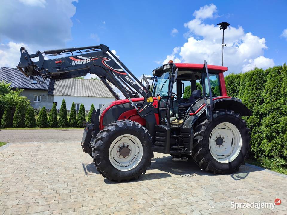 Valtra N101 z tuzem i ladowaczem lubelskie Grabów Szlachecki