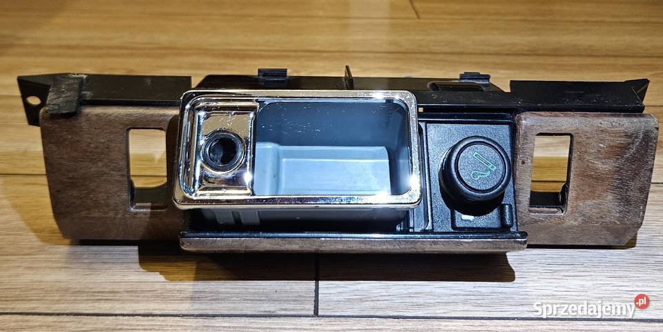 Drewniana popielniczka Bmw e32 e34 Rok produkcji 1992 Lublin