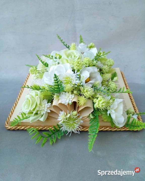Kompozycja na książce stroik Idealna na prezent Dobroszyce