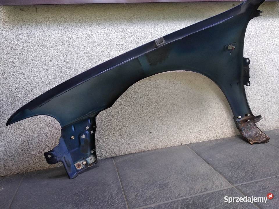 Audi A4 B5 LIFT FL błotnik przedni prawy Sieradz