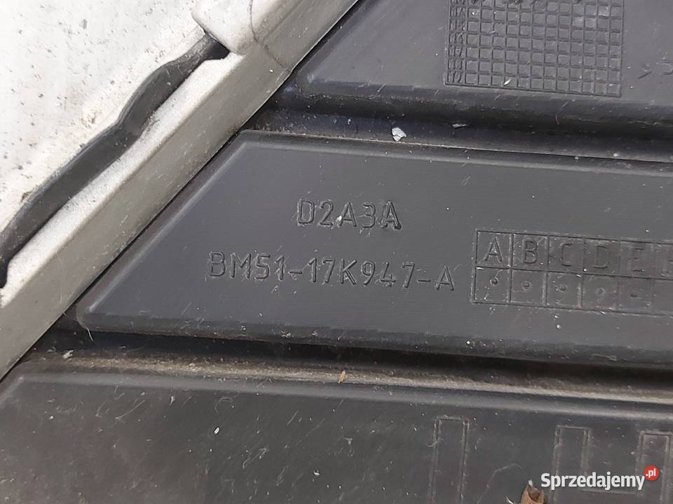 FORD FOCUS MK3 III 14r zderzak przód BM5117757A Zderzaki Części samochodowe Kielce