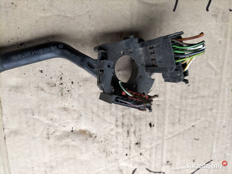 PRZEŁĄCZNIK WYCIERACZEK MANETKA GOLF 3 wyposażenie elektryczne Kamień-Kolonia