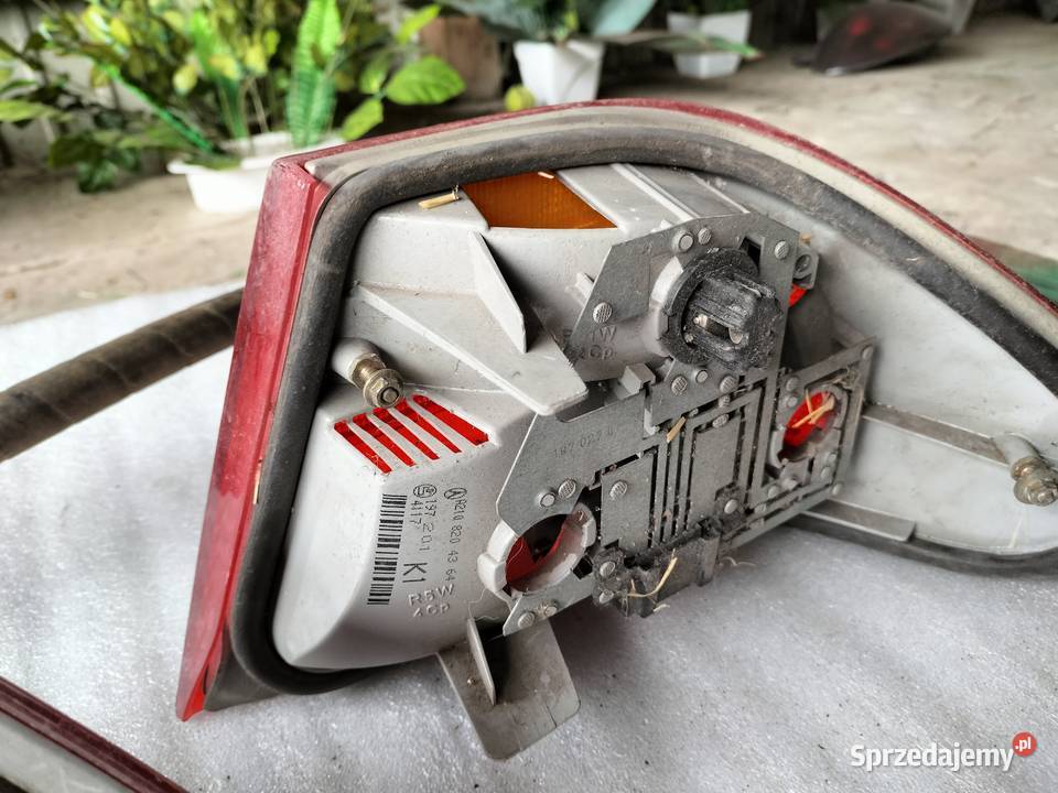 MercedesBenz E W210 LAMPA TYŁ TYLNA LEWA Kamień-Kolonia