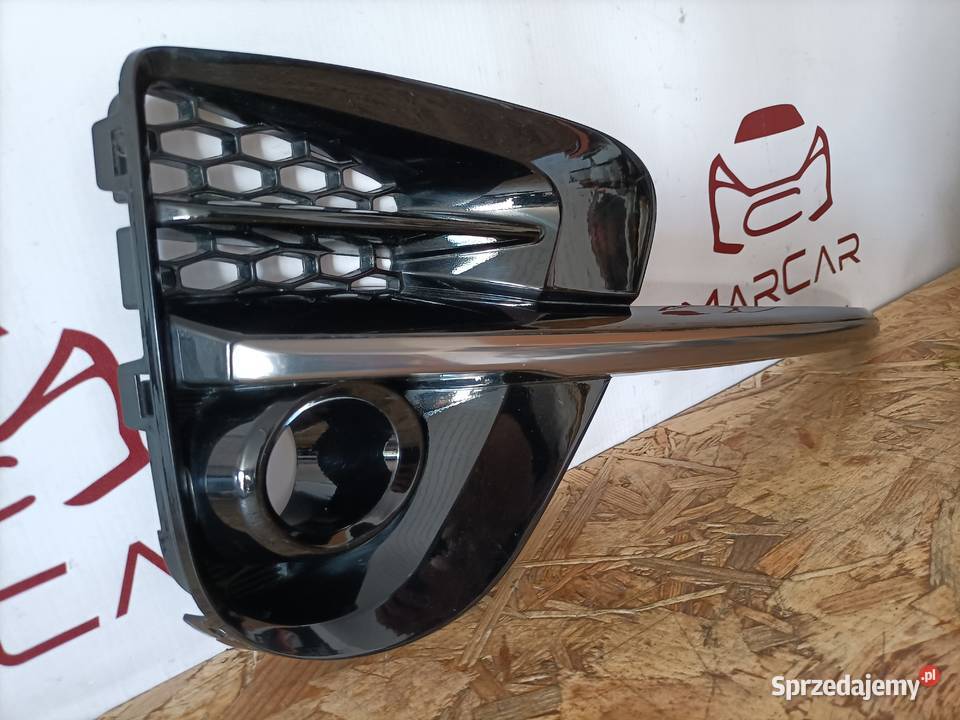 KIA XCEED 19 KRATKA RAMKA HALOGENU PRAWY PRZÓD Pleszew