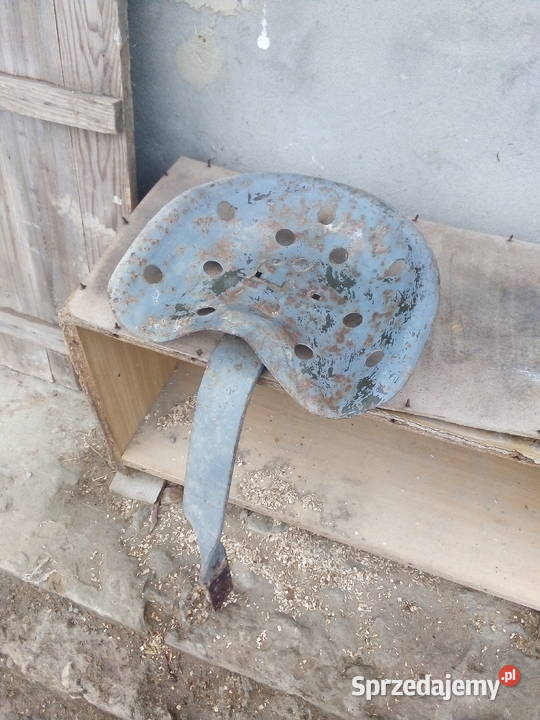 Siedzenie metalowe rolnicze Rolnictwo lubelskie Wojciechów-Kolonia