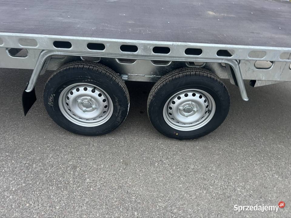Laweta platforma 4x2m fabrycznie nowa 750 lekka 2 Do samochodów osobowych sprzedam