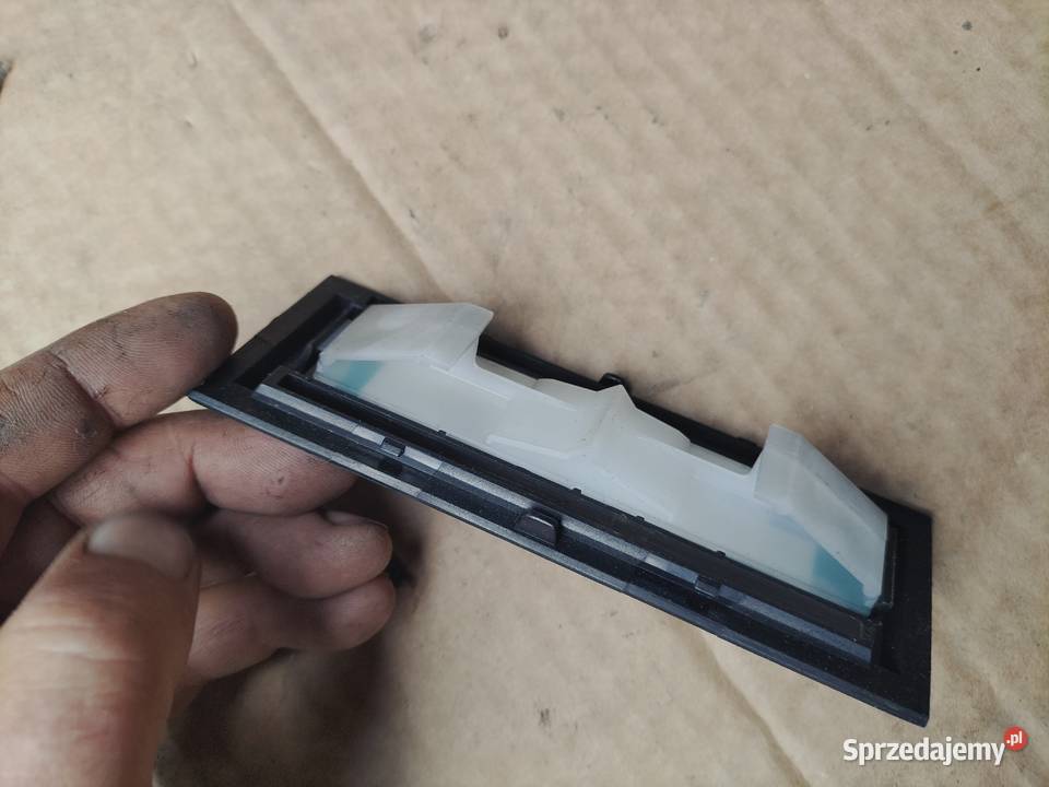 KRATKA OSŁONA PANELU NAWIEWU FORD SIERRA osobowe Wyposażenie wnętrza Kamień-Kolonia sprzedam