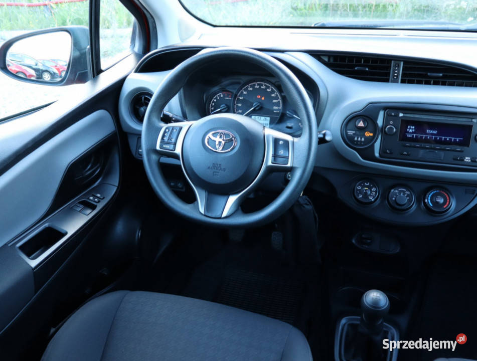 Toyota Yaris 10 VVTi Piaseczno