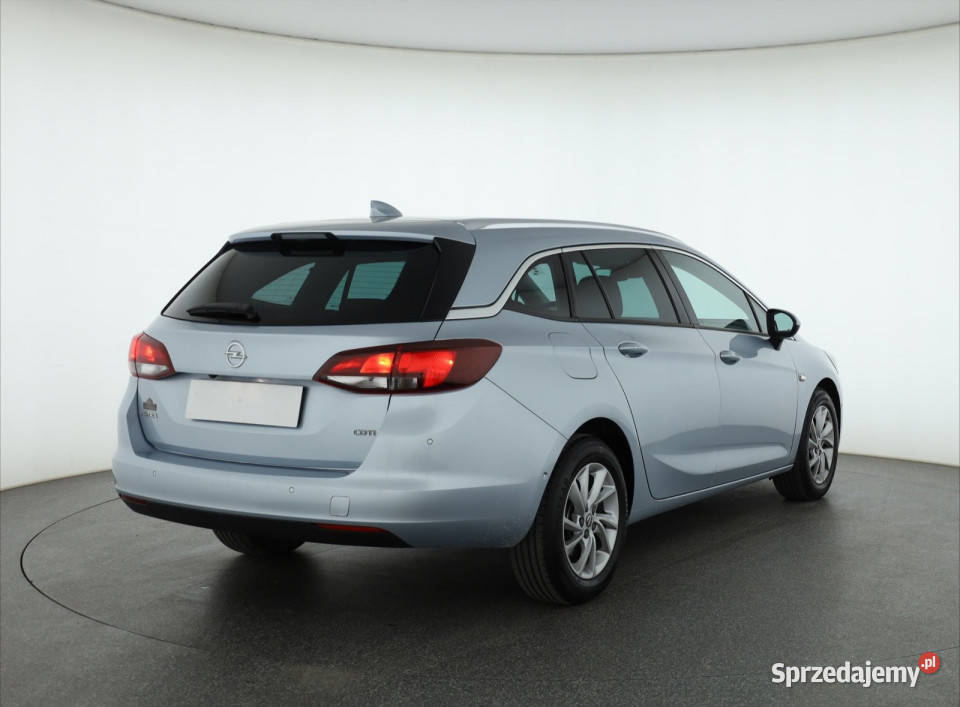 Opel Astra 16 CDTI klimatyzacja Astra Piaseczno sprzedam