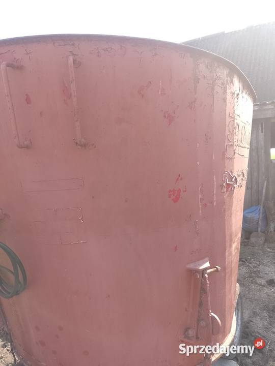 Sprzedam paszowoz uszkodzony Leszno