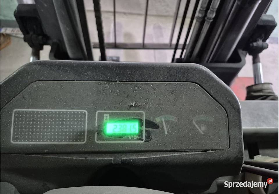 Syndyk sprzeda wózek widłowy