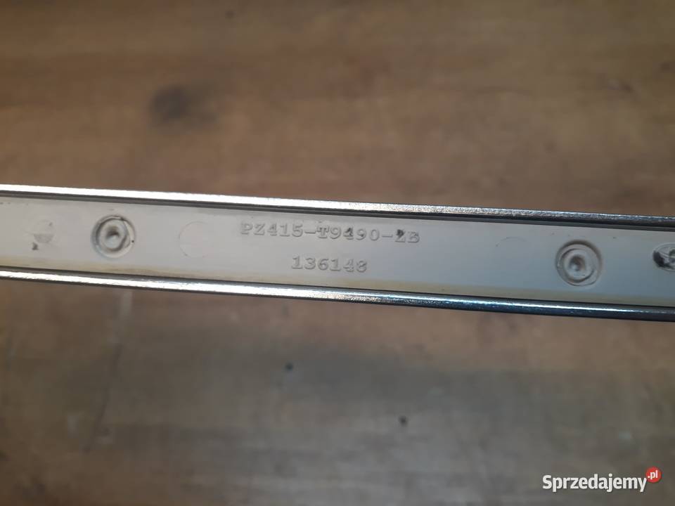 TOYOTA AVENSIS YARIS 0309 LISTWA CHROM KLAPY Karoseria Międzychód sprzedam