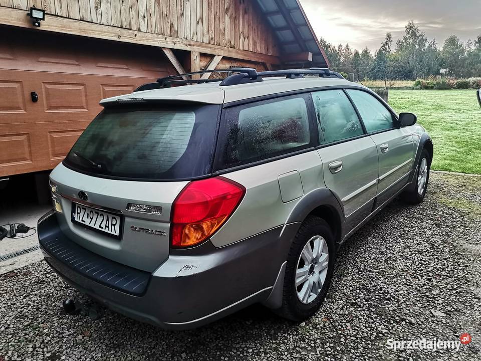 Subaru Outback 25 LPG BRC Hak Napęd 4X4 Kremowe Rzeszów