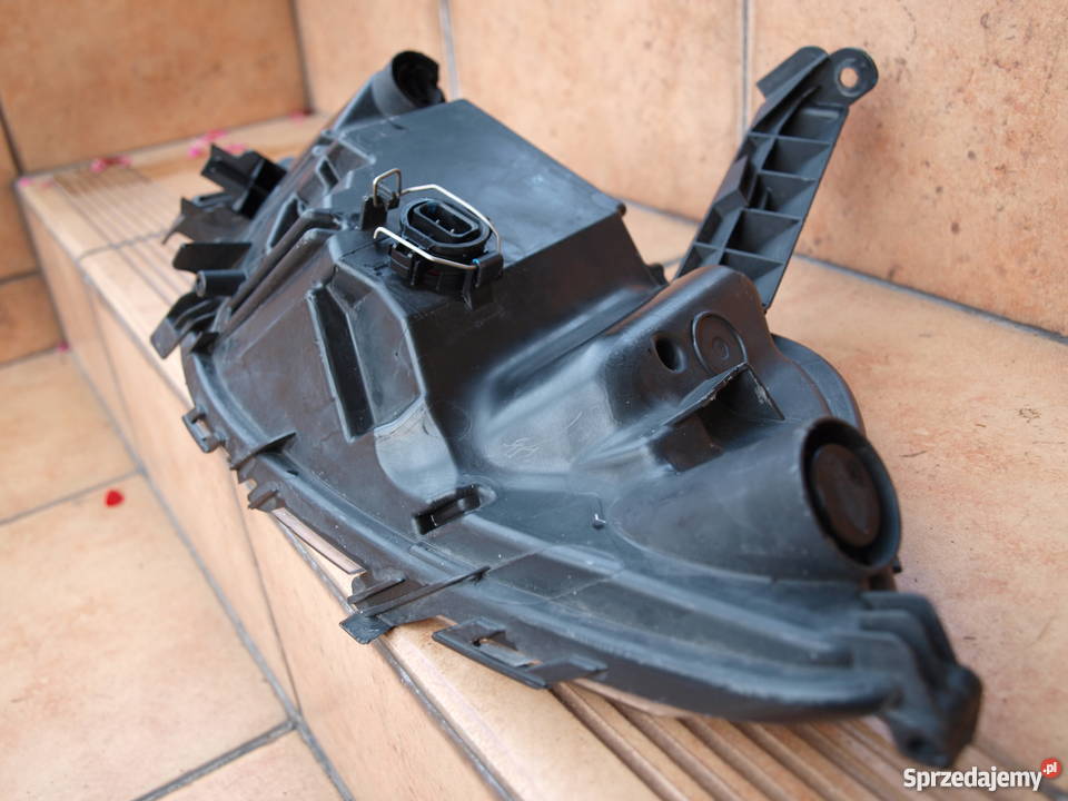 Opel Astra 4 kierunkowskaz lewy 2010 2013r osobowe Oświetlenie Kalisz