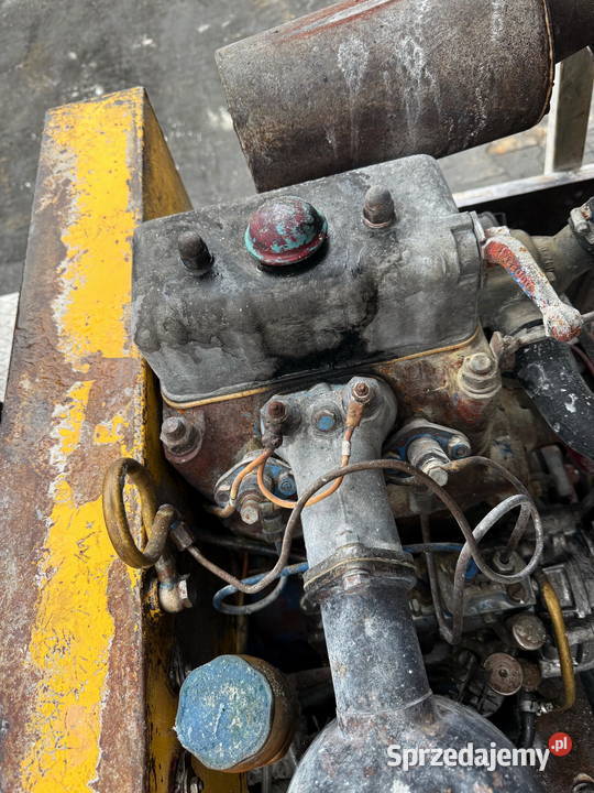 silnik ciągnik rolniczy C330 silnik URSUS C330 łódzkie Działoszyn