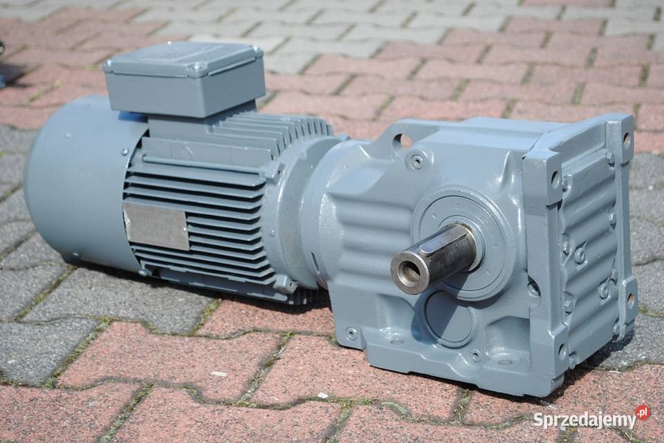 Motoreduktor kątowy 22kw 23obrmin z hamulcem Kargowa