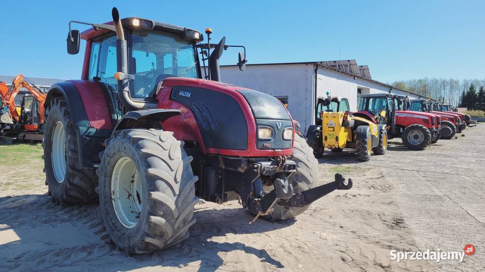 Ciągnik rolniczy Valtra T152 moc 150 Pneumatyczne siedzenie Valtra Zaklików sprzedam