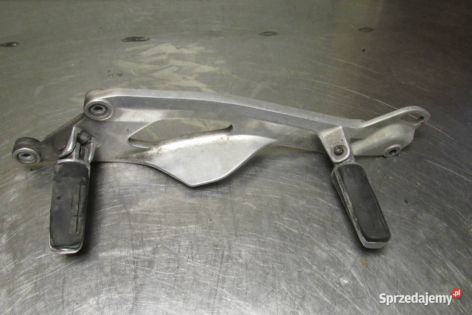 Lewy set podnóżki Yamaha TDM 900 92r Sandomierz