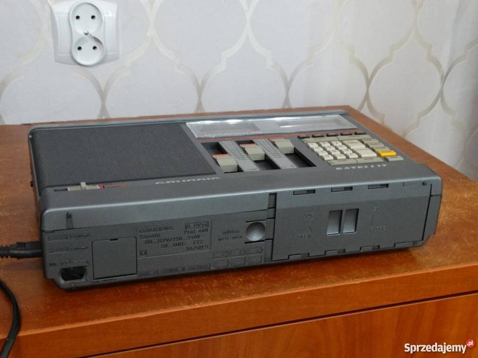 Grundig Satellit 400 radio globalne sprawne Radioodtwarzacze Jasło