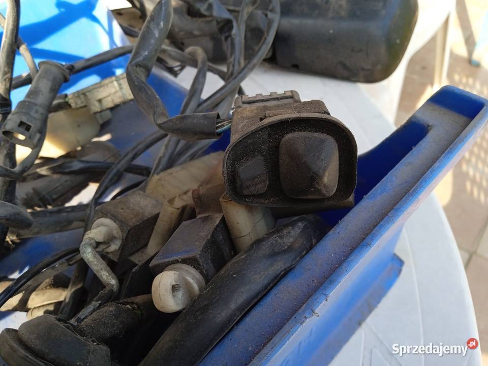 części bmw e30 318 sedan 1986 Bukowno sprzedam