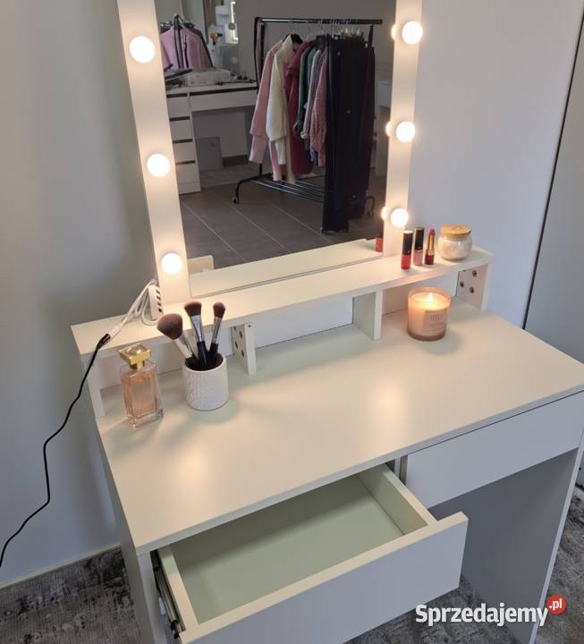 TOALETKA KOSMETYCZNA NOWA Kielce