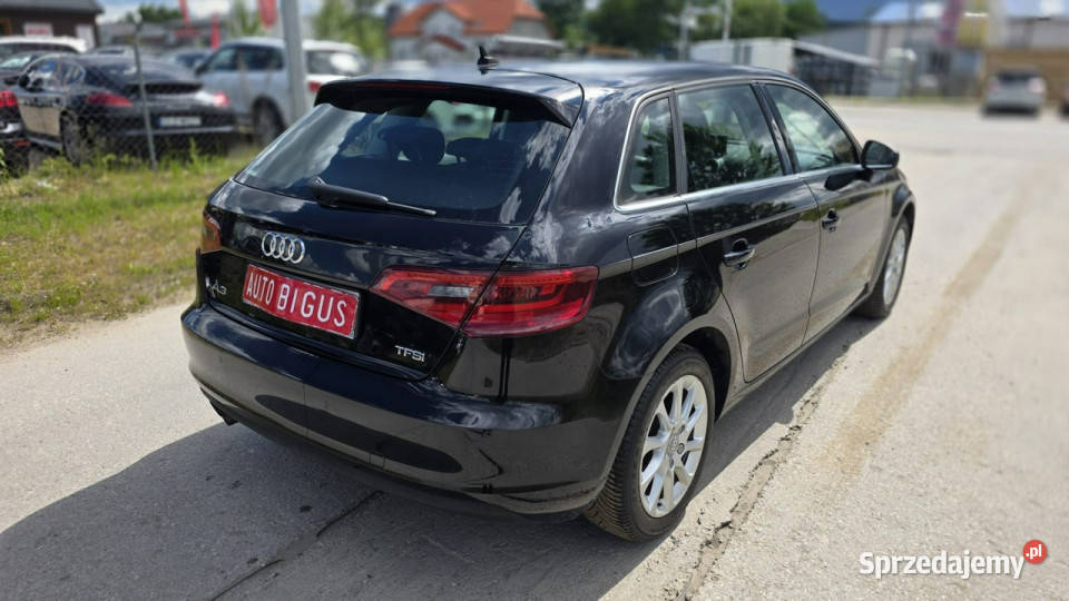 Audi A3 Sportback Duża navi ledy xsenon duzym wielofunkcyjna kierownica Lębork