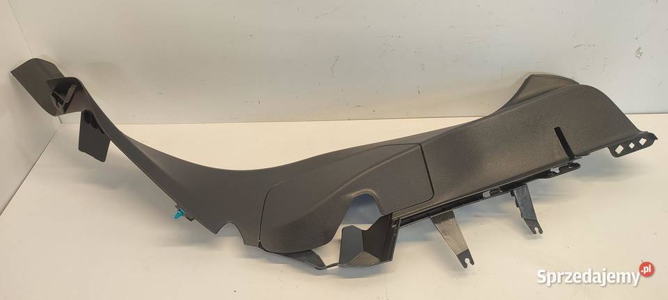 MERCEDES W247 OSŁONA SŁUPKA PRAWY TYŁ osobowe
