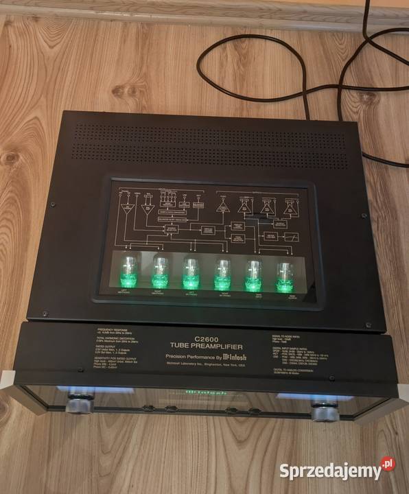 Przedwzmacniacz McIntosh C2600