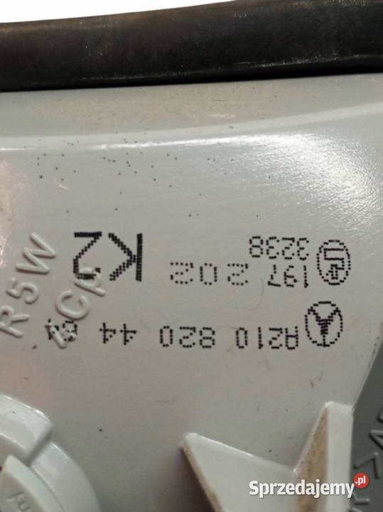LAMPA TYŁ PRAWA EUROPA 2108204464 MercedesBenz