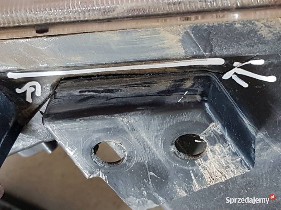 SUZUKI GRAND VITARA II REFLEKTOR XENON LEWY terenowe wielkopolskie Turek