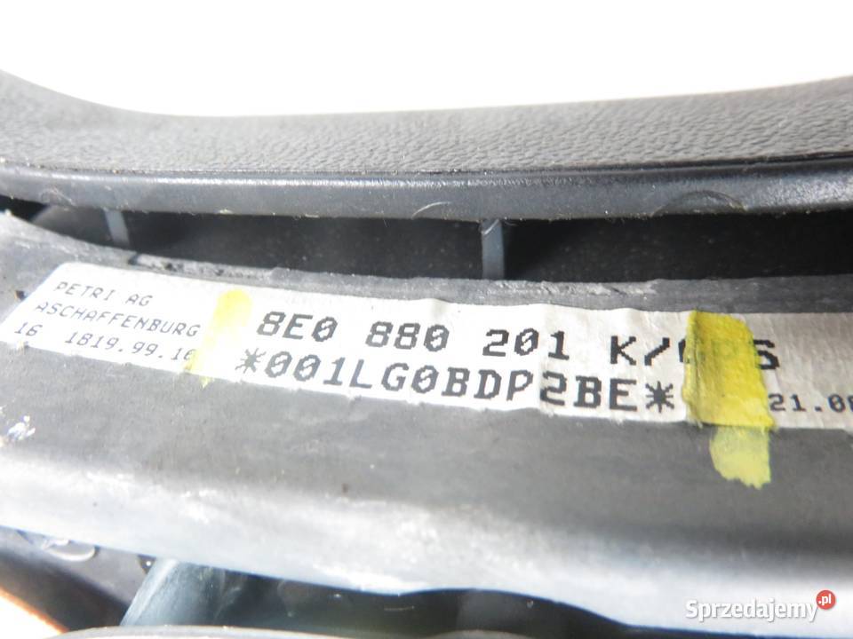 PODUSZKA KIEROWCY AUDI A6 C5 8E0880201K osobowe małopolskie