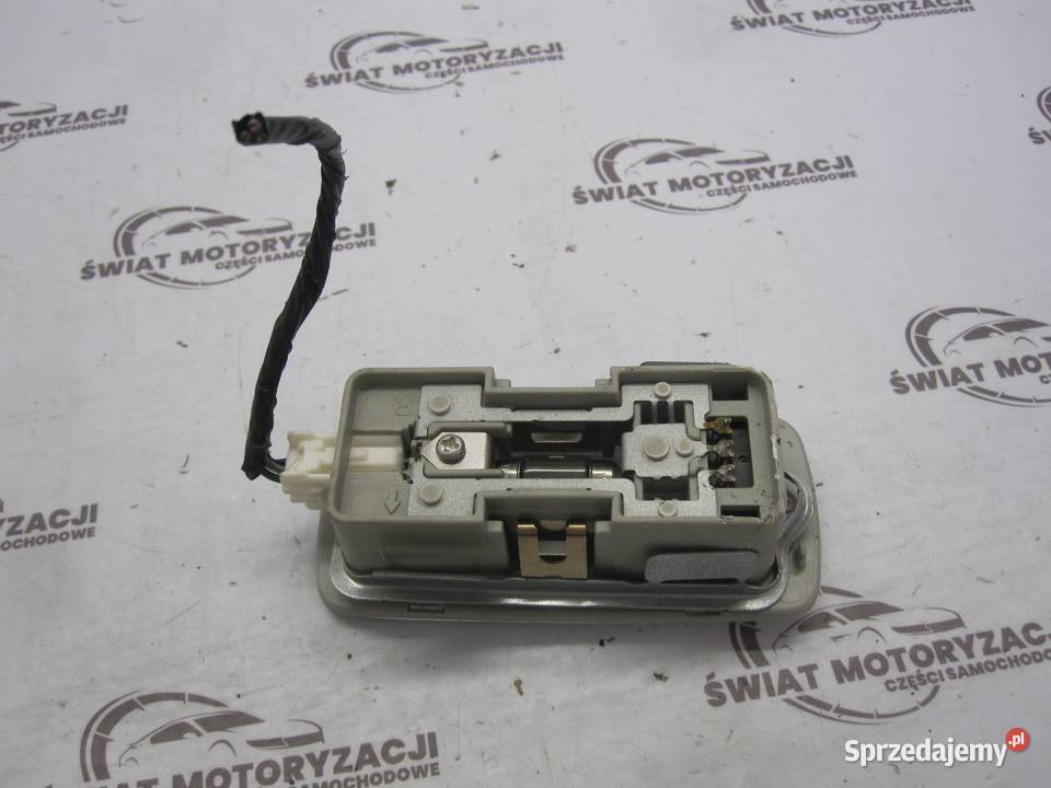 QASHQAI I J10 10r lampka podsufitki osobowe Kielce