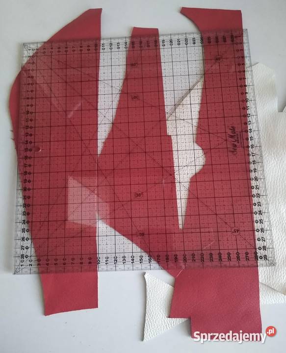 Skóra 240 g Licowa Włoska średnie i małe kawałki Gdańsk