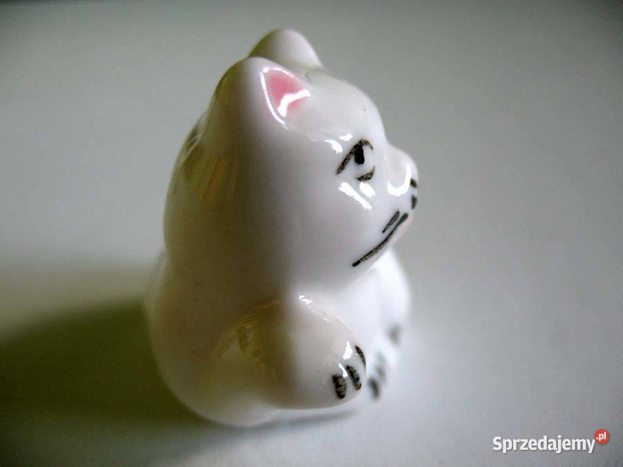 Kot malutki kotek Figurka porcelana 35 x 4 x 3 Siedlce