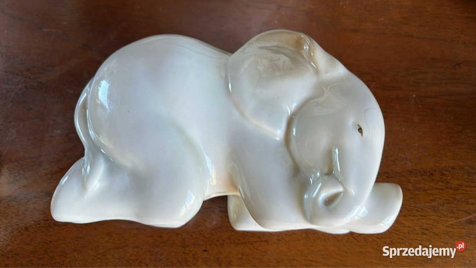 Figurka słonia klęczącego Łomonosow ZSRR Z 2003 Porcelana i szkło pomorskie Gdańsk