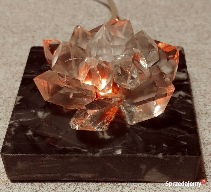 Lampka kryształ górski na marmurze mazowieckie Milanówek