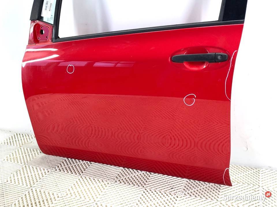 DRZWI LEWY PRZÓD TOYOTA YARIS II Hatchback 0514