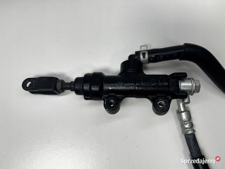 SUZUKI GSXS 1000 1619 Pompa haulcowa tył tylna wielkopolskie Łobżenica sprzedam