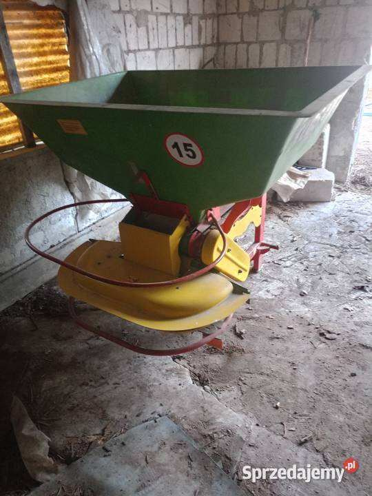 Rozsiewacz kłos dwutalerzowy mało używany nieuszkodzony Kąkolewnica