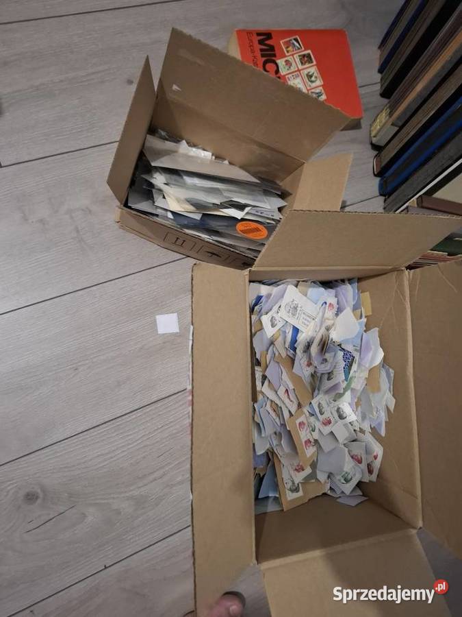 Klasery ze znaczkami 30 sztuk Numizmatyka Kajetany