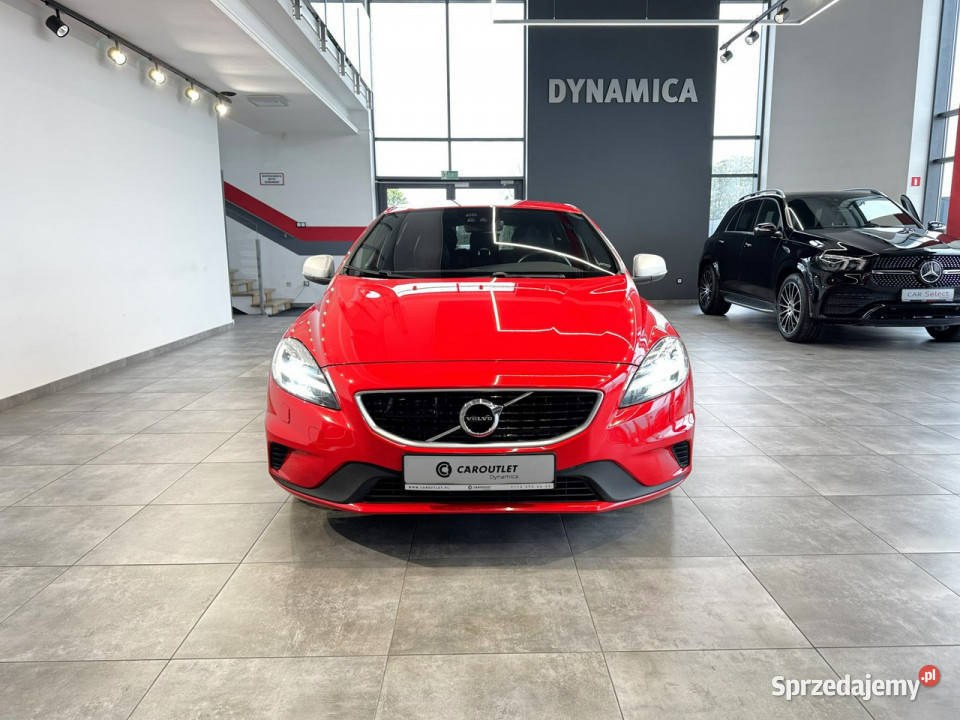 Volvo V40 20 T5 245 automat 2018 r salon 245KM Myślenice