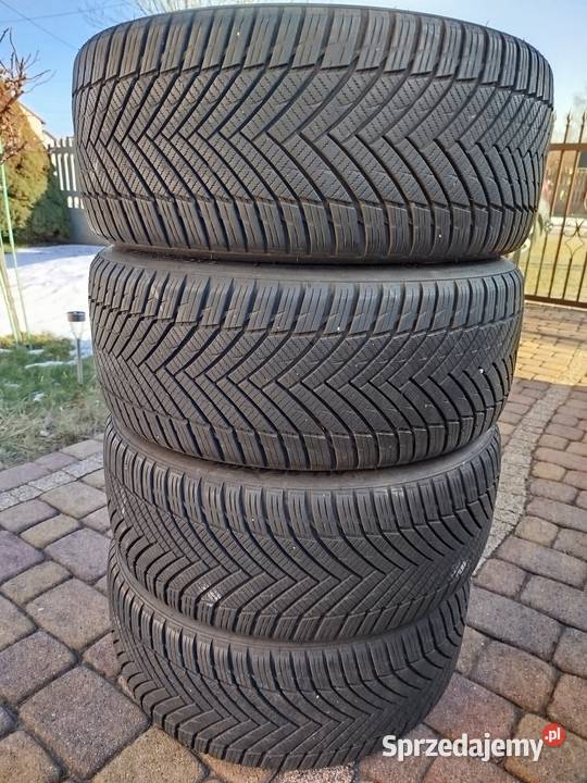Opony wielosezonowe z 2023 r 21540 R17 17cale Samochodowe Pajęczno sprzedam