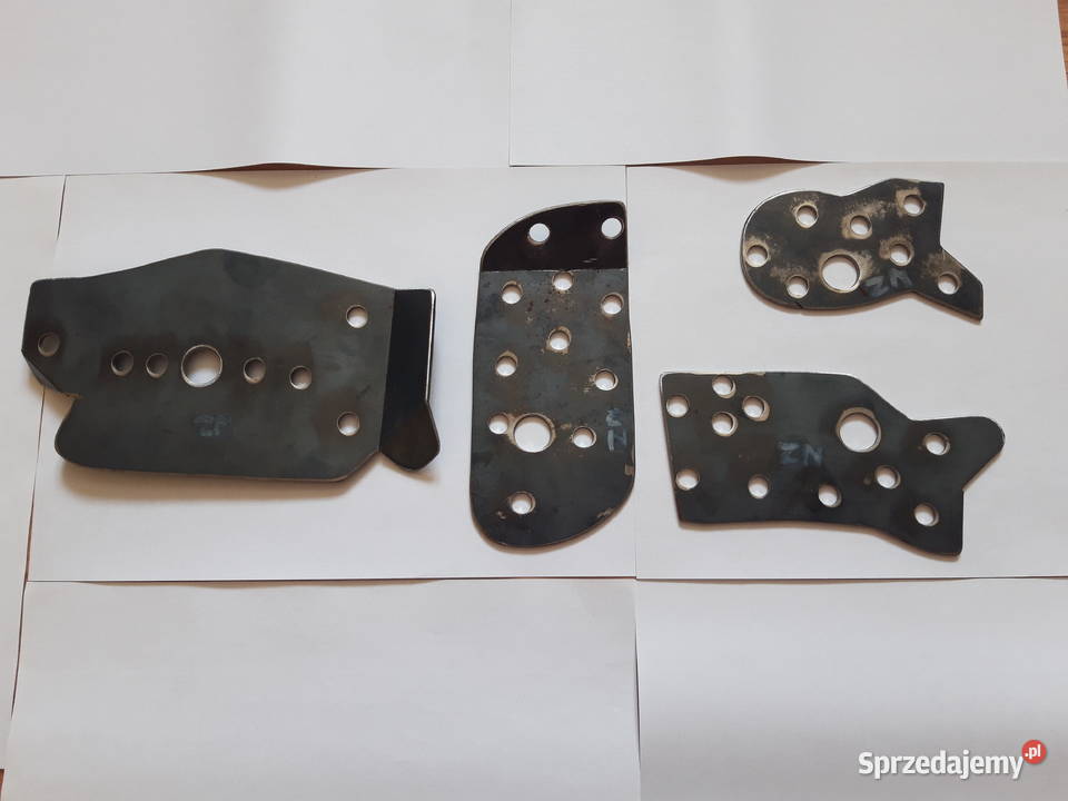 Wzmocnienia podłogiwózka tył bmw e46 Części montażowe podkarpackie Niżatyce