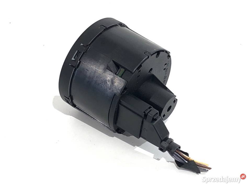 WŁĄCZNIK ŚWIATEŁ VW PASSAT B7 3C8941431A 1015