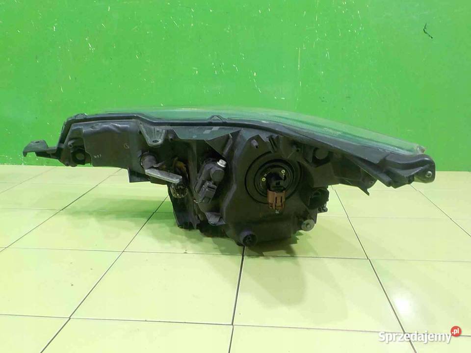 TOYOTA AVENSIS T27 T29 III LIFT II 17r lampa mazowieckie Suków