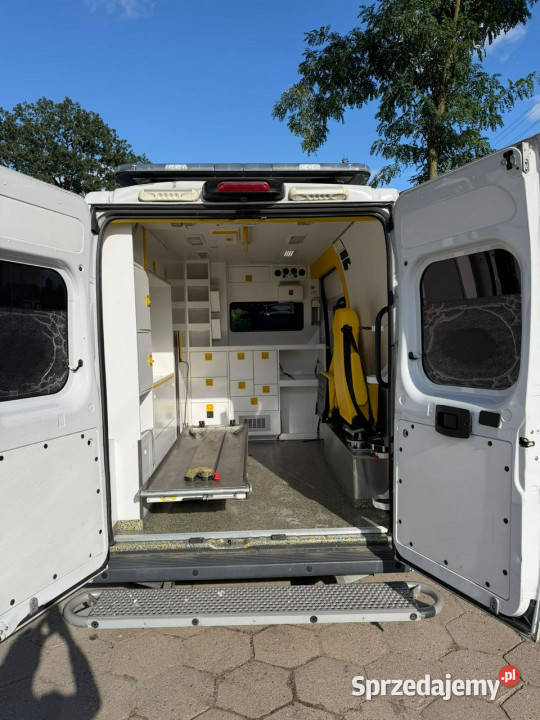 ambulansy Fiat Ducato Fiat Ducato Oryginalny Gostyń