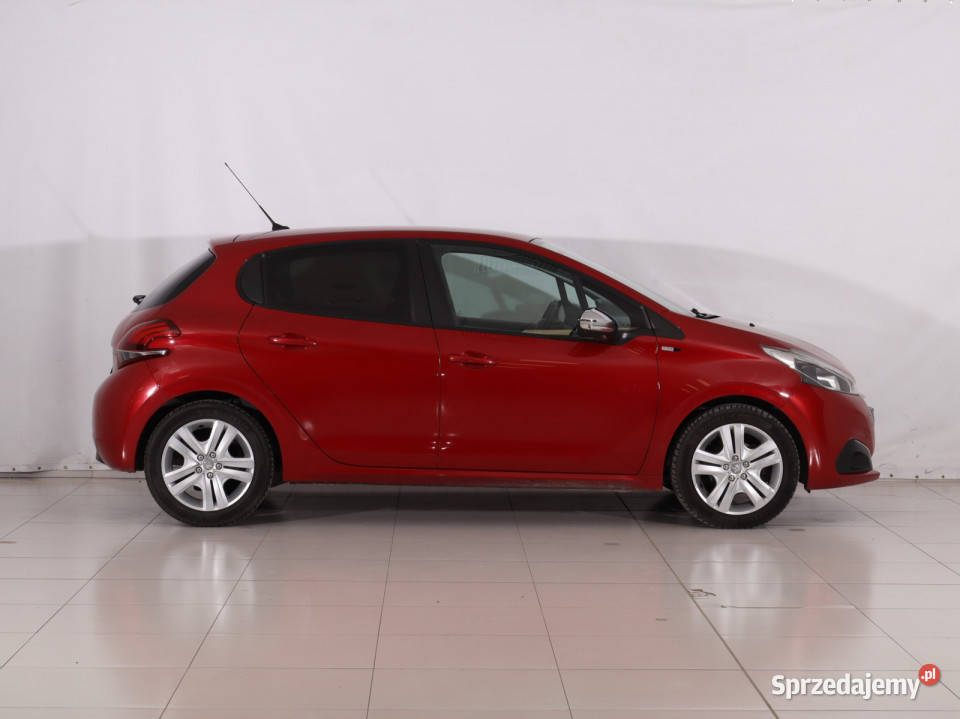Peugeot 208 12 PureTech klimatyzacja Piaseczno sprzedam