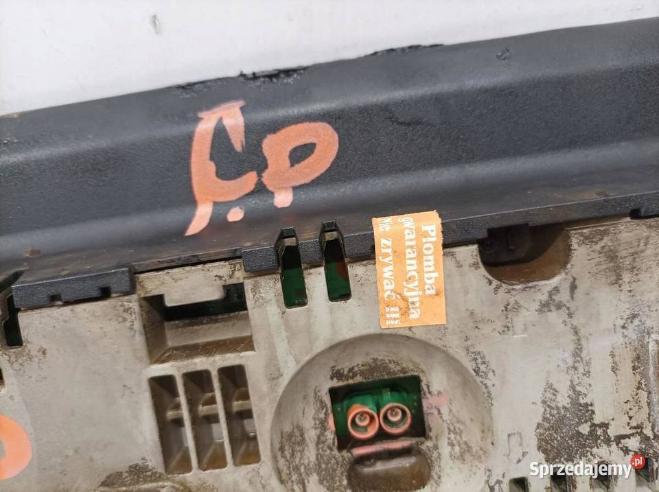 LICZNIK 2479008211 MercedesBenz CLAklasa II 2019 Wyposażenie wnętrza sprzedam