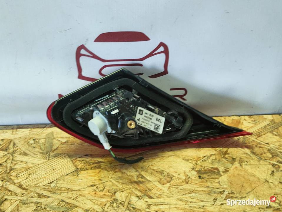 Lampa w Klapę Prawy Tył Opel Corsa E 3Drzwi osobowe Pleszew