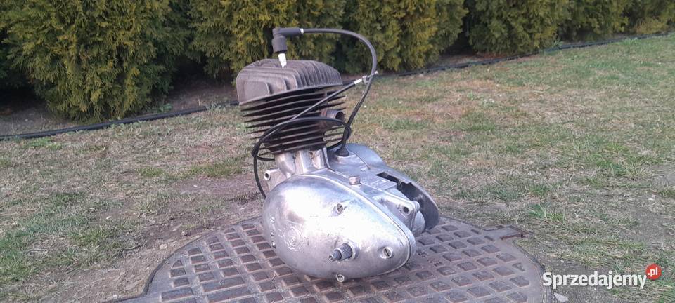 Sprzedam silnik wsk 125 remoncie Kranów